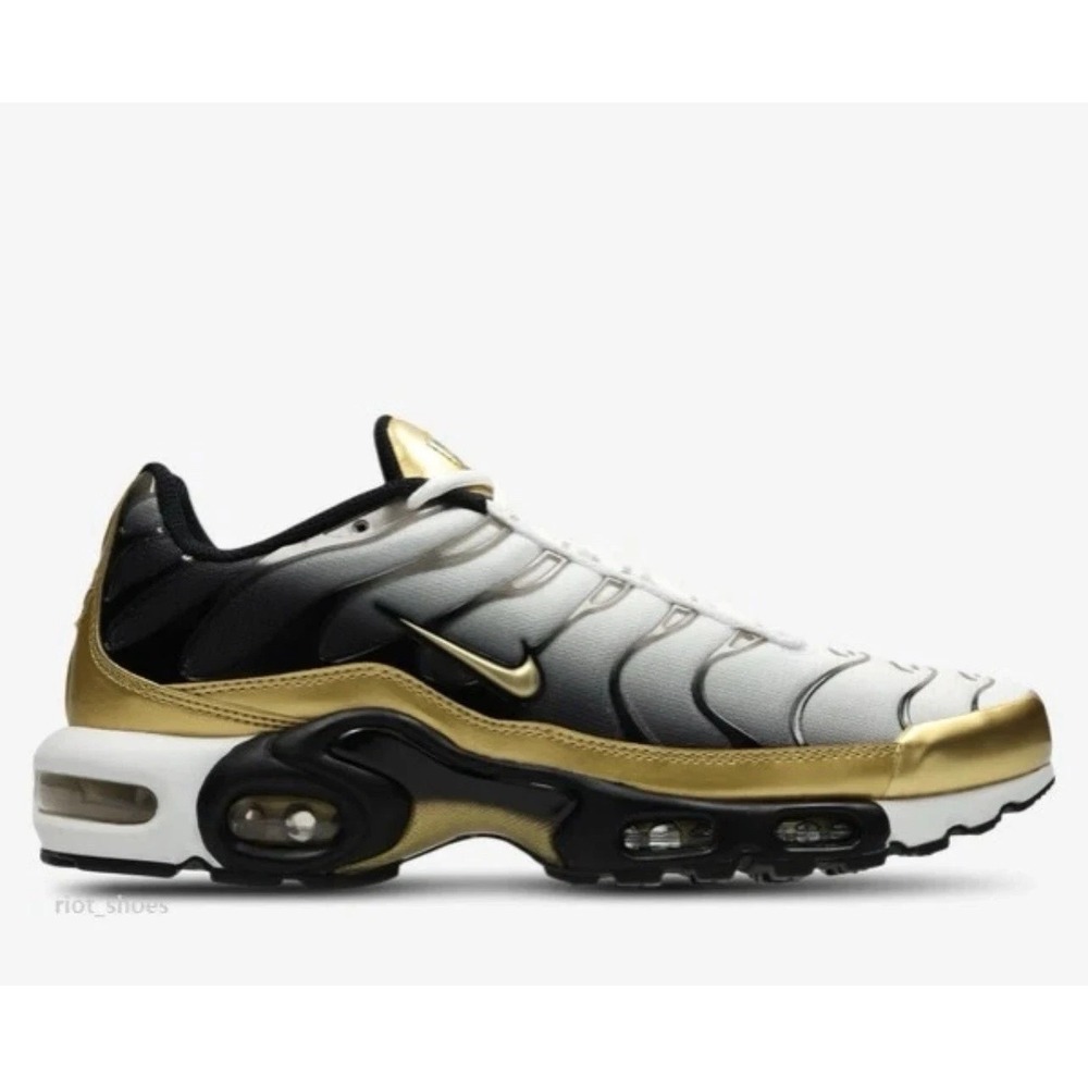 Mens Size 8.5 Nike Air Max Plus Premium x Footlocker 50th Anniversary HM0352-100
